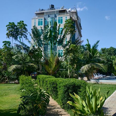 Elanacha Hotel Arusha Buitenkant foto