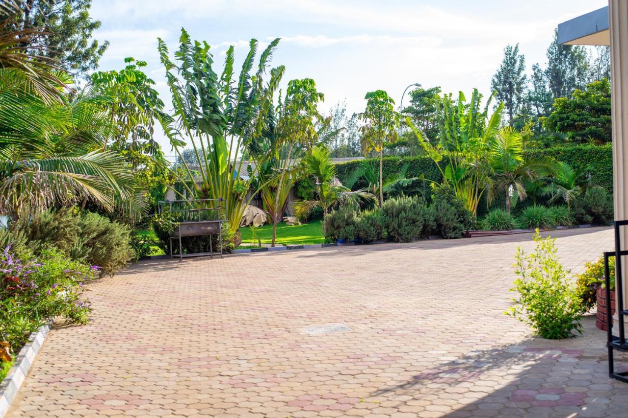 Elanacha Hotel Arusha Buitenkant foto