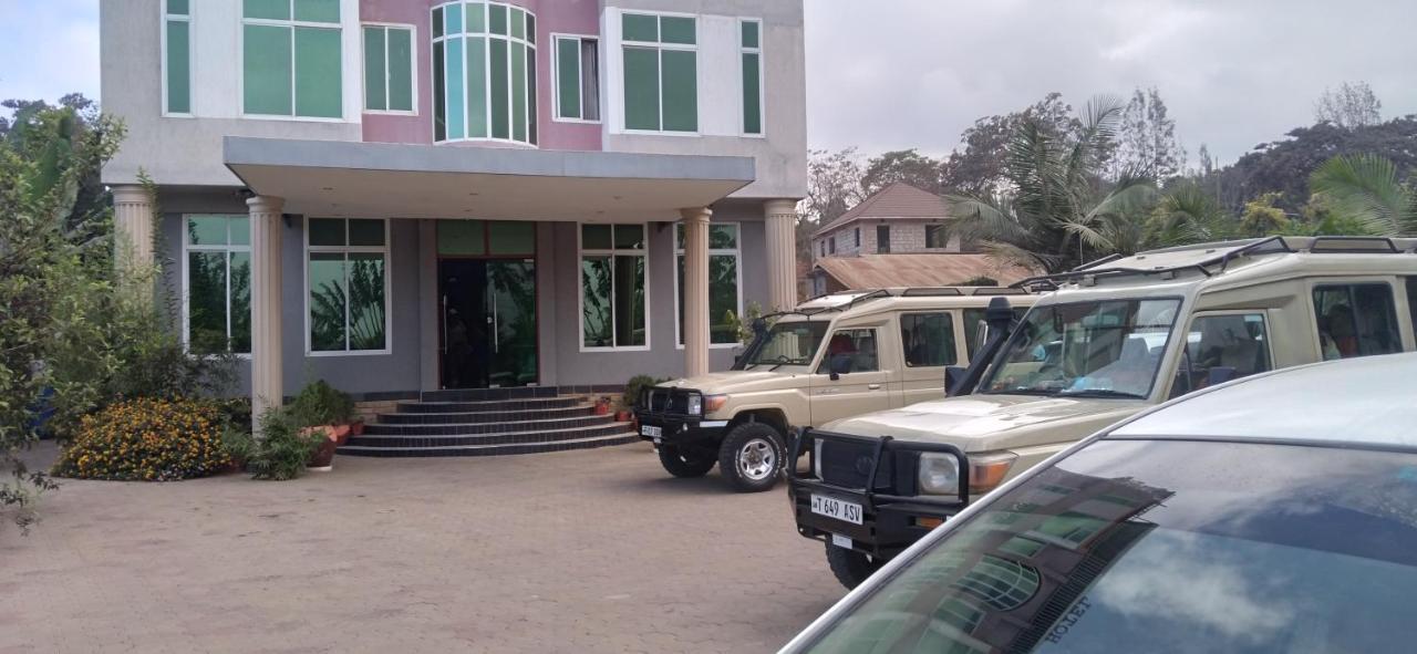 Elanacha Hotel Arusha Buitenkant foto