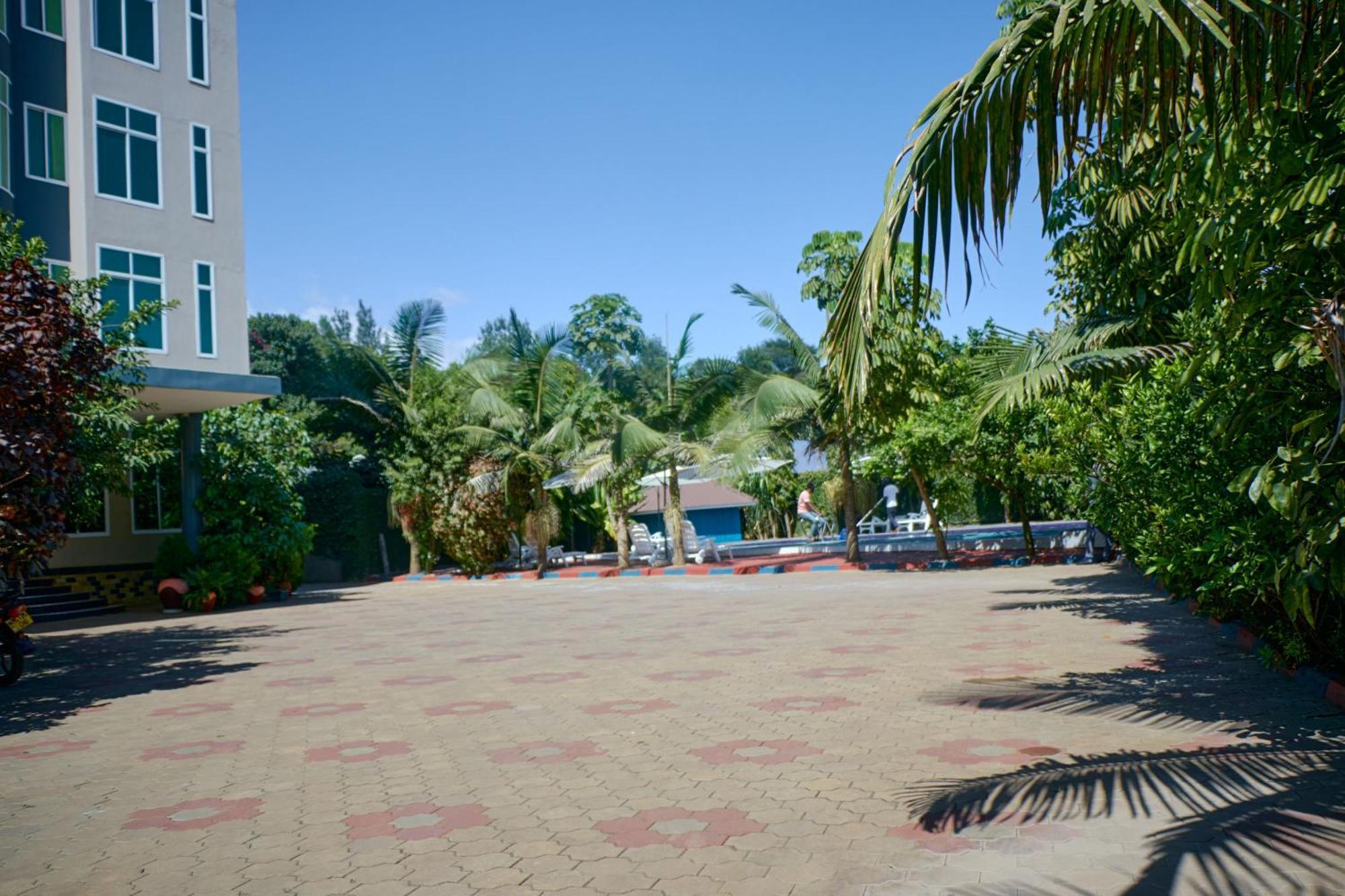 Elanacha Hotel Arusha Buitenkant foto