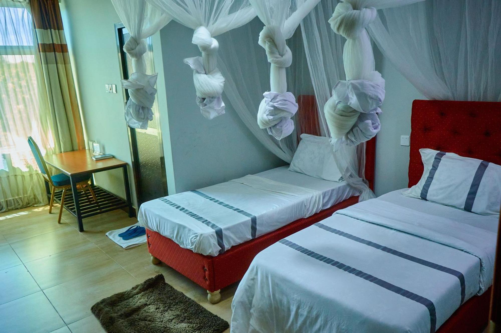 Elanacha Hotel Arusha Buitenkant foto