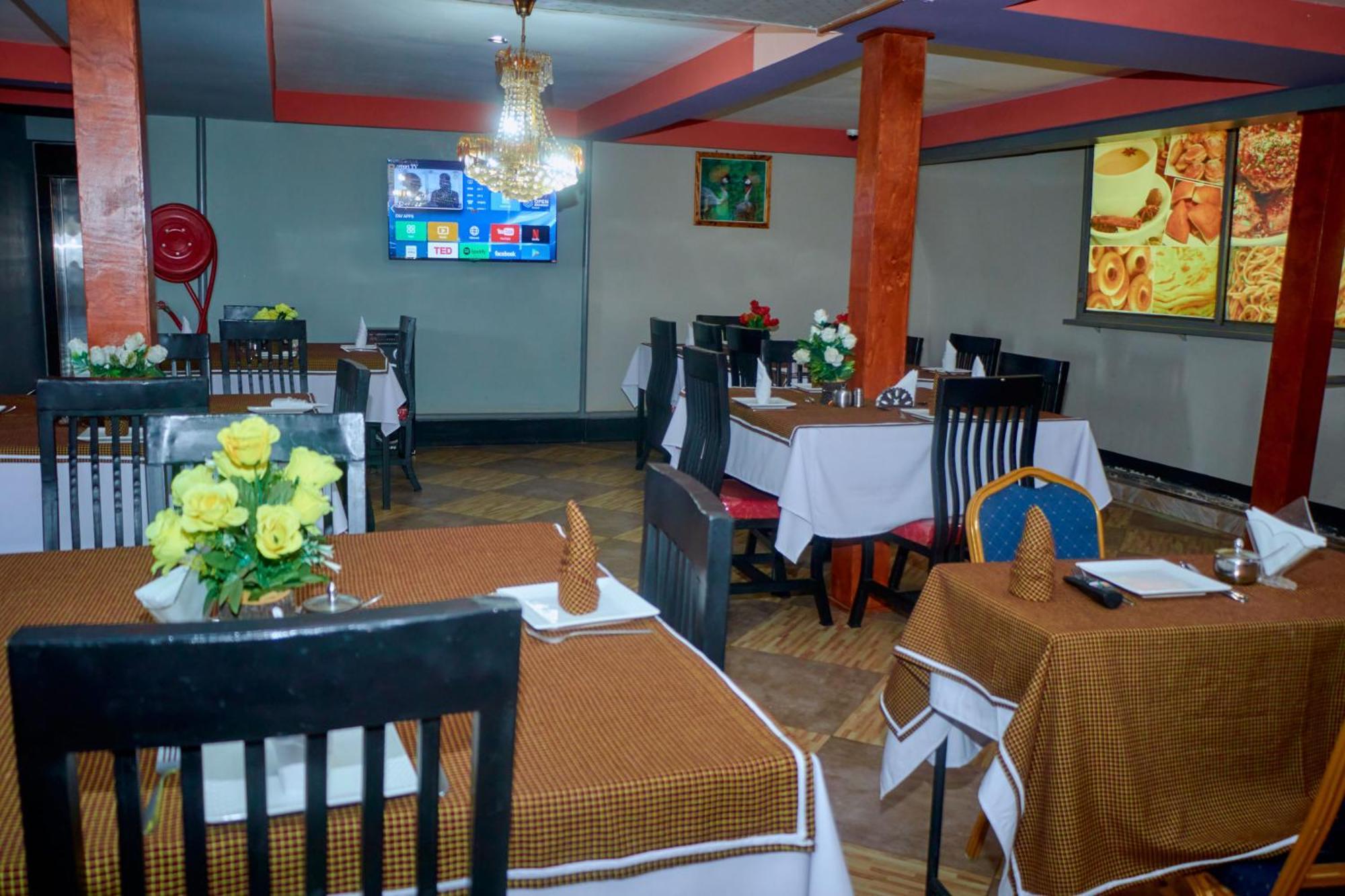 Elanacha Hotel Arusha Buitenkant foto