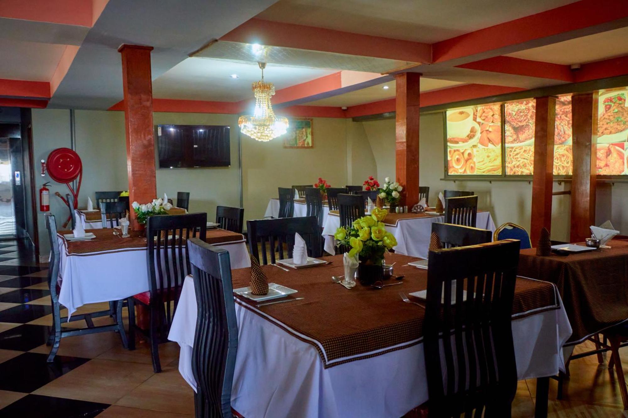 Elanacha Hotel Arusha Buitenkant foto