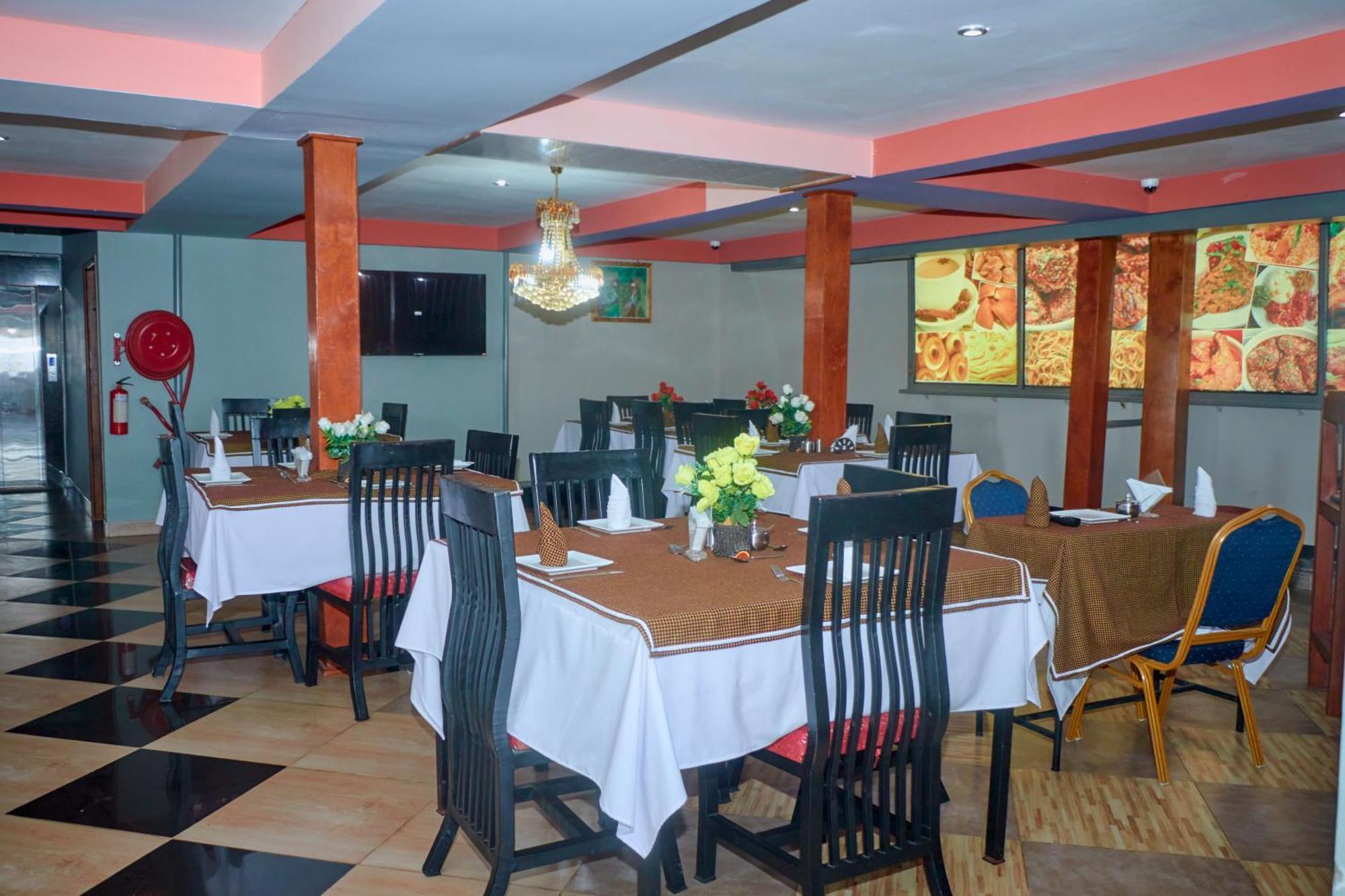 Elanacha Hotel Arusha Buitenkant foto